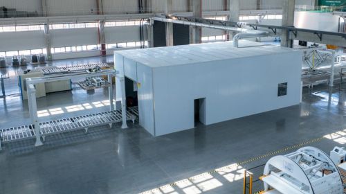 探訪運(yùn)時(shí)通華東超級(jí)工廠 1200米工業(yè)4.0生產(chǎn)線，引領(lǐng)床墊智能制造新篇章